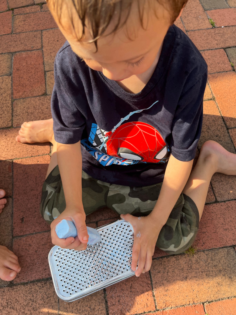 Muffin Tray Chalk - DIY - Playgarden Online